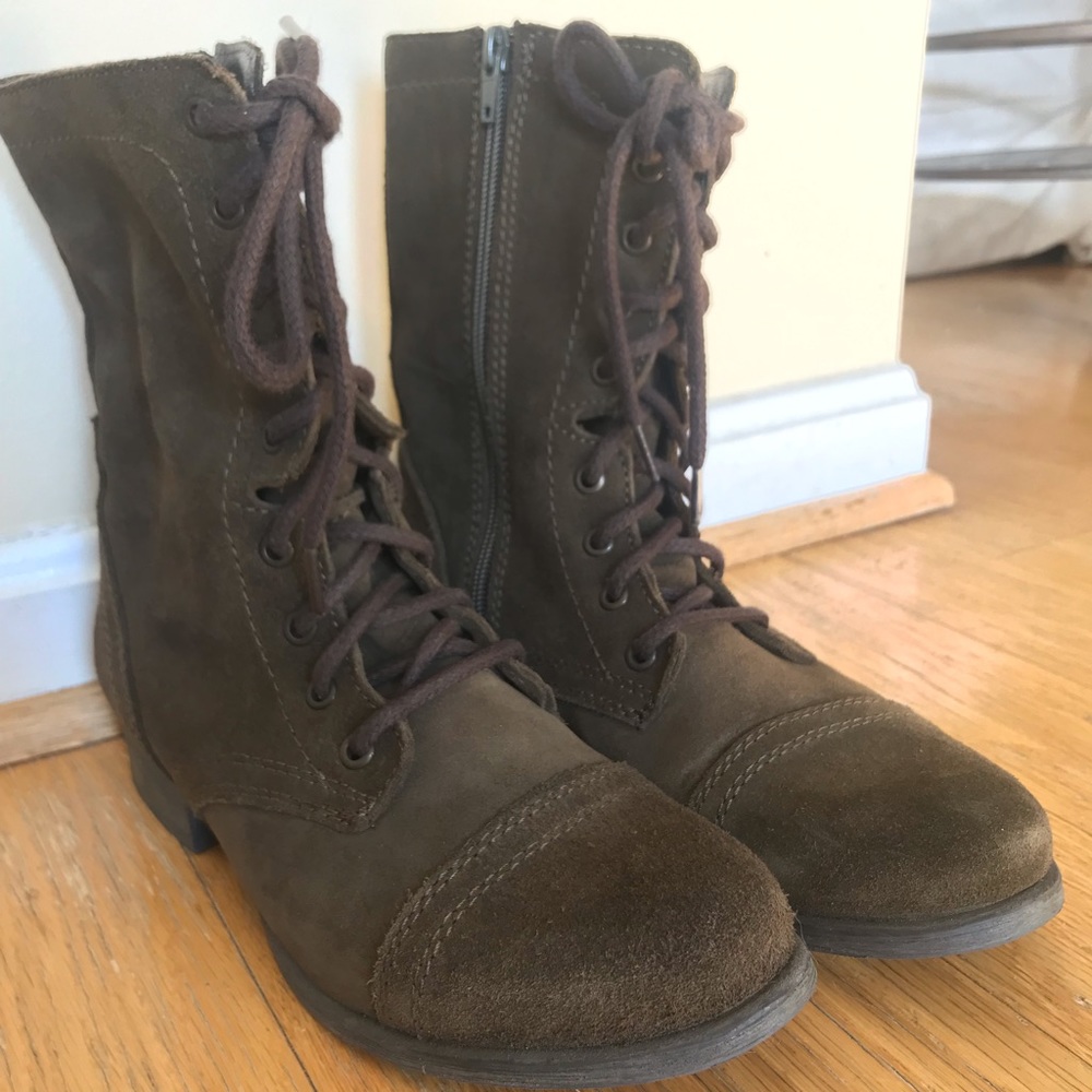 Steve Madden Olive boots